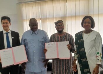 Volontariat : signature d’un protocole d’accord entre l’ANVJ et France volontaires