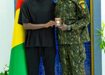 Palais Mohamed V : l’ international Guinéen Serhou Guirassy reçu par S. E le Général Mamadi Doumbouya qui l’a appelé à la persévérance et à l’excellence