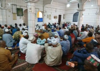 Tragédie de N’Zérékoré : Dr David Makongo préside une lecture de saint coran à la mémoire des victimes !