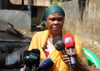 Dabondy 3 : les habitants en détresse face à une fuite d’eau persistante