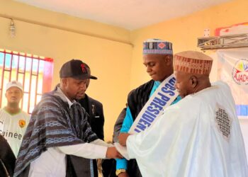 Cérémonie d’investiture du 7ᵉ président de l’AJADeS à la Maison des Jeunes de Nongo