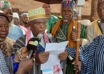 Fête de l’Eid El Fitr à Sanoyah : paix et unité nationale au cœur du sermon de l’imam