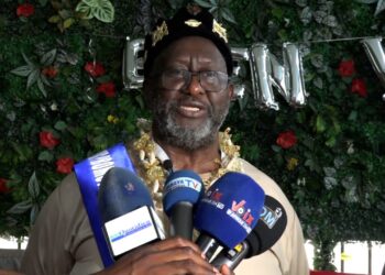 Après avoir obtenu un prix prestigieux à Casablanca : les employés de Mohamed Kader Camara lui réserve un accueil chaleureux