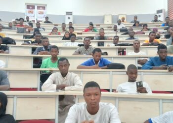 Assurance pour les étudiants : Le ministère de l’enseignement supérieur s’engage pour le bien-être des apprenants guinéens