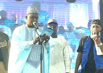 Mamaya 2025 : Moussa Moïse Sylla donne le coup d’envoi au stade M’ballou Mady Diakité de Kankan