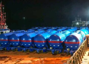 Le projet Simandou : une étape clé franchie avec l’arrivée des wagons citernes à Moribayah