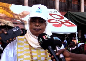 Hadja Kadé Sanoh et son mouvement s’engagent financièrement dans la campagne électorale du président Mamadi Doumbouya