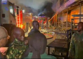 Incendie au marché de Madina : La Ministre  Fatima Camara auprès des sinistrés