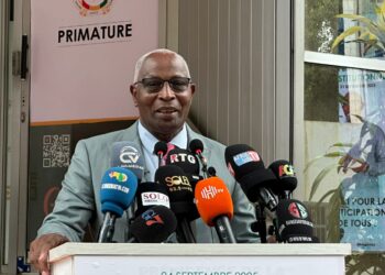 Référendum constitutionnel en Guinée : le Premier ministre salue l’engagement de la population pour sa maturité politique 