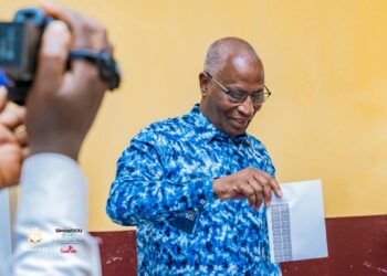 Guinée : le premier ministre salue une élection présidentielle historique pour le pays