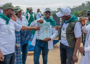 Mobilisation Citoyenne autour de la GMD à Kissidougou : le ministre Laye Sékou engagé pour une victoire éclatante à Yendé 