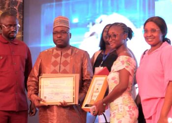 Ingénieur Mami Condé nominé meilleur Directeur: “Je dédie ce trophée au Président de la République…”, dit-il