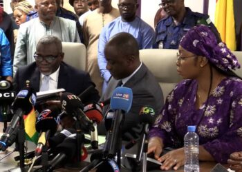 Ministère de la Communication, de l’économie numérique et de l’innovation: Mourana Soumah installé