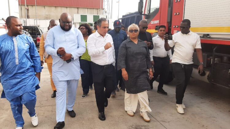 Fatima Camara à la rencontre des unités industrielles : immersion au cœur des entrepôts de CEPERTAM, de CIAO et de la GMC