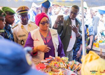 Kindia : la ministre Fatima Camara salue le respect des prix plafond sur le marché