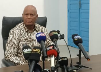 Élections législatives et communales : la HAC échange avec les patrons de presse sur les nouvelles directives.