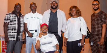 Prise en charge sanitaire des artistes : l’État guinéen soutient Marcus et King Salomon.