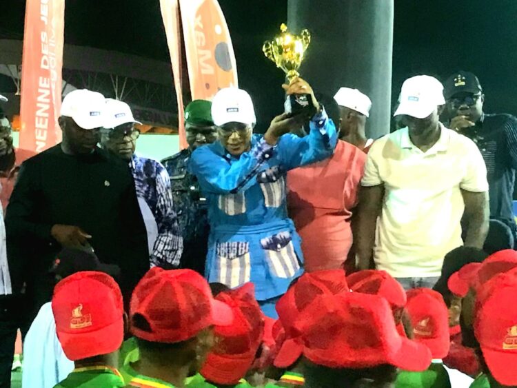 10ème édition des Jeux Universitaires en Guinée : Dre Diaka Sidibé clôture la finale sur une note de satisfaction