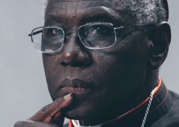 Le cri d’alarme du Cardinal Sarah sur la crise morale des sociétés