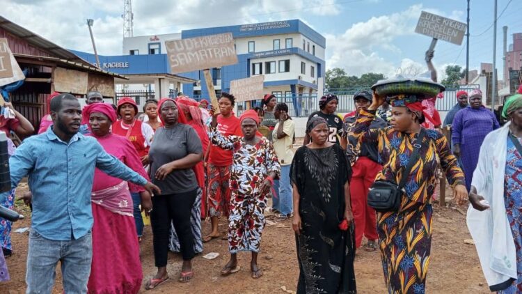 Commune de Kagbelen: les femmes manifestent contre la nouvelle équipe de la mairie