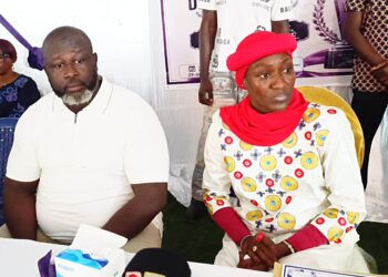 Distinction honorifique aux lauréats de Matam : Hadja Djènè Condé célèbre l&rsquo;excellence scolaire