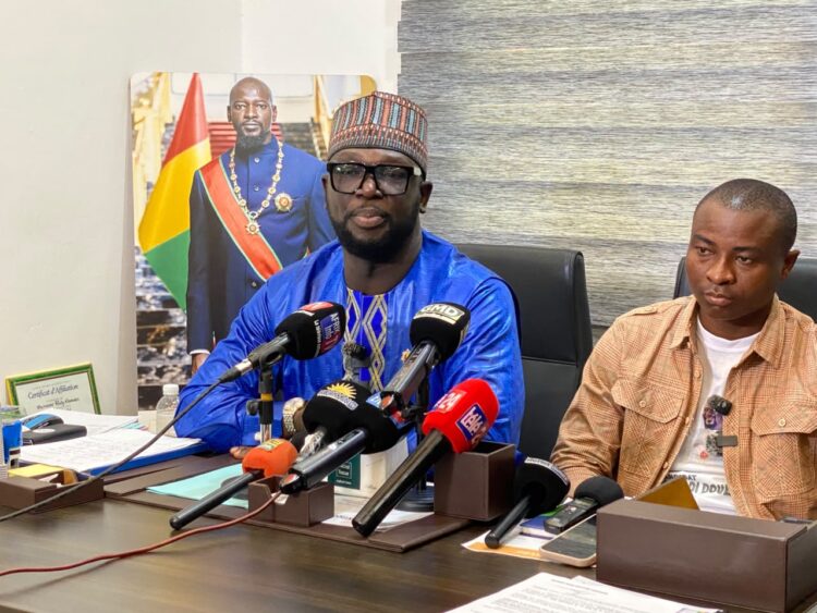MANIFESTATION À NEW YORK : OUSMANE DADY CAMARA RÉAGIT