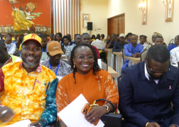 ENTREPRENEURIAT JEUNE : Mme YAOVI FATOU KEITA PARTAGE SON EXPÉRIENCE AVEC LA JEUNESSE GUINÉENNE
