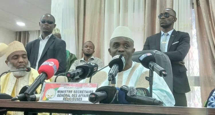 HADJ 2027 : LES TARIFS OFFICIELS FIXÉS, LE GOUVERNEMENT MET EN GARDE CONTRE LES ARNAQUES